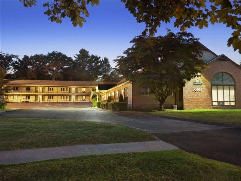 Quality Inn Great Barrington Exteriör bild