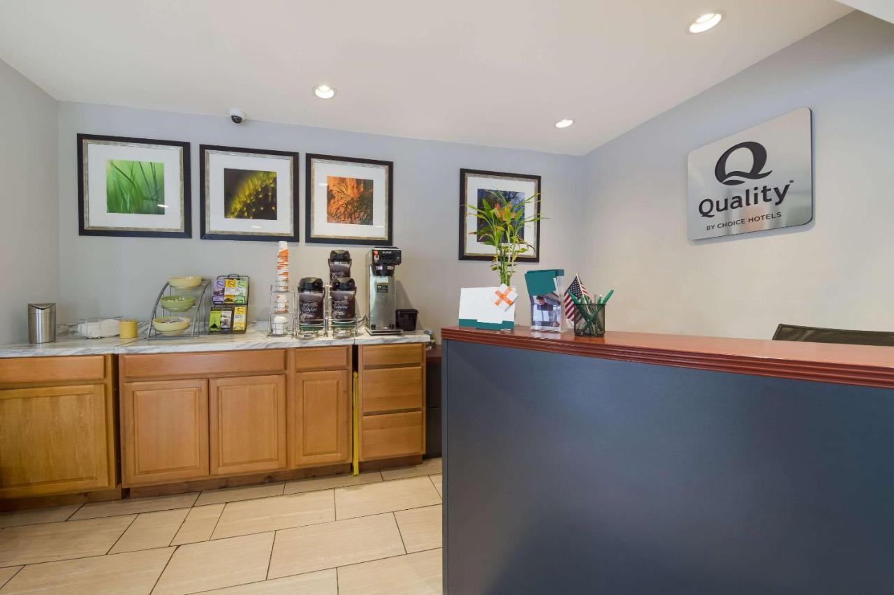 Quality Inn Great Barrington Exteriör bild