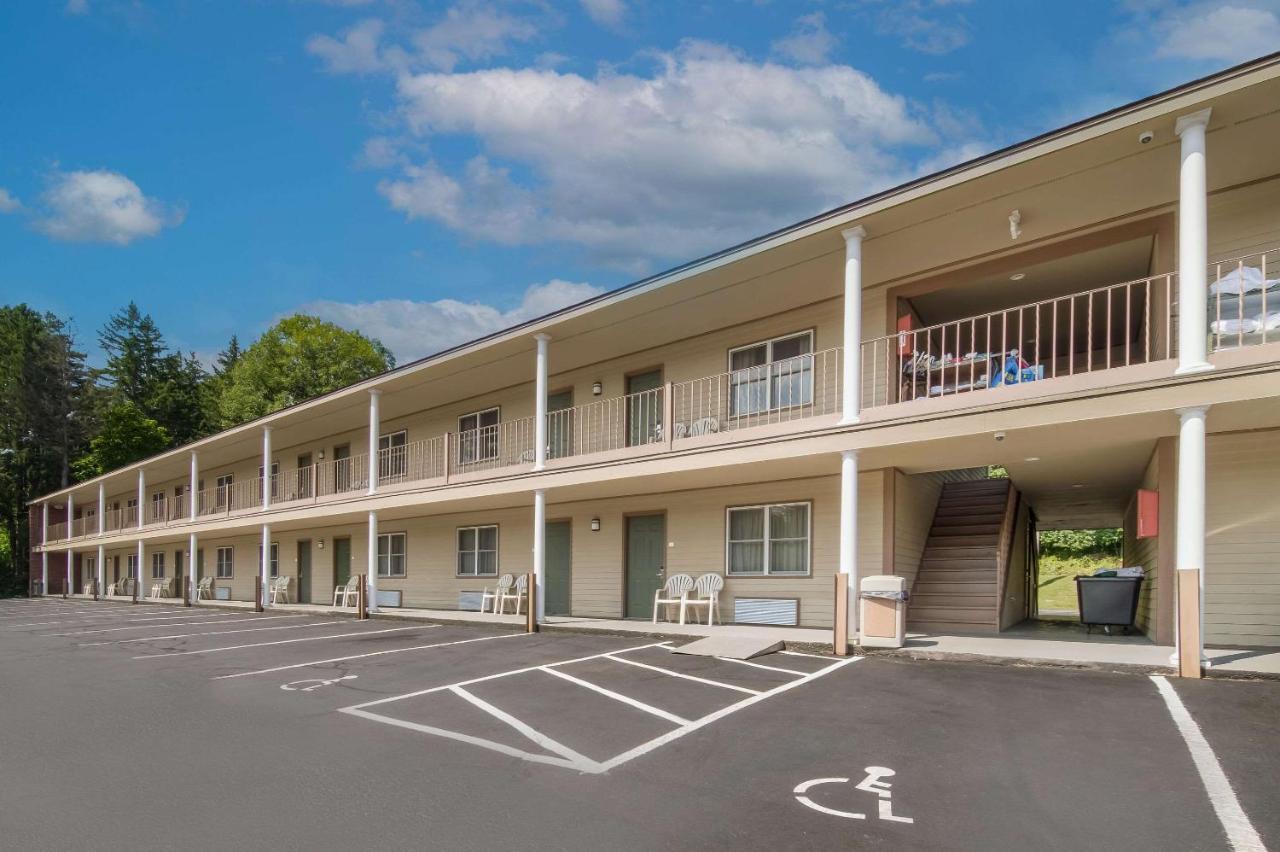 Quality Inn Great Barrington Exteriör bild