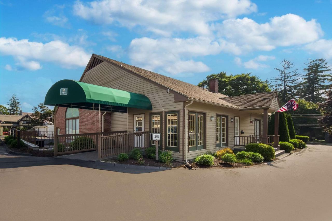 Quality Inn Great Barrington Exteriör bild