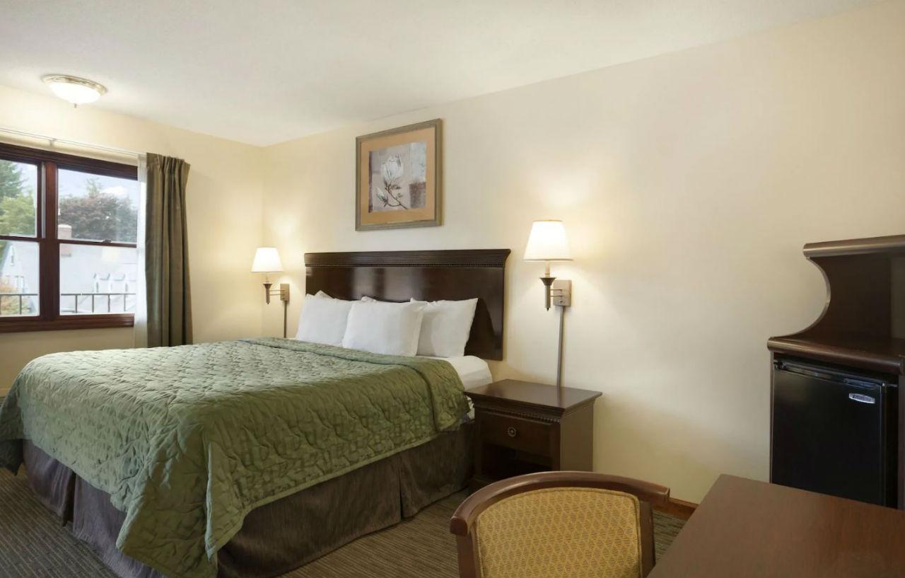 Quality Inn Great Barrington Exteriör bild